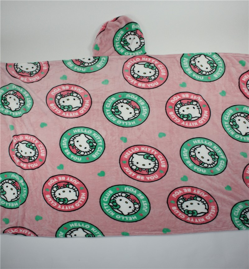 Hello Kitty Club Kapuzendecke 120x150cm