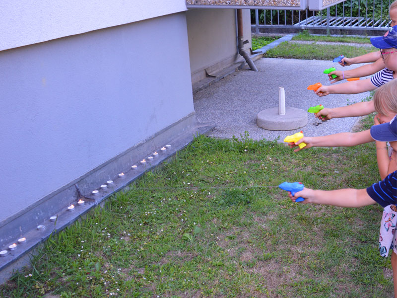 Geburtstags Spiel Kerzen löschen